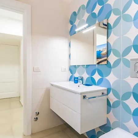 Residenza Partanna By Napoliapartments Konukevi